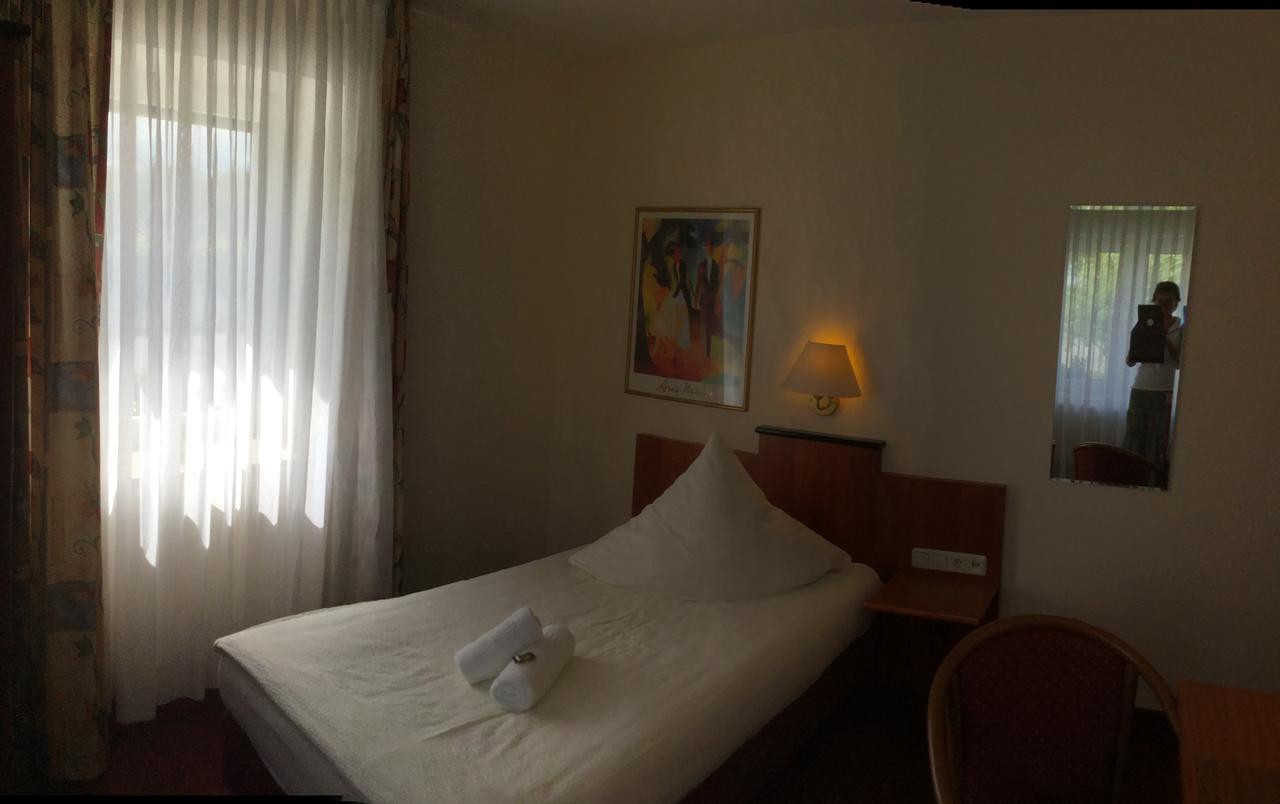 Hotel Zum Alten Schlagbaum Wegberg Екстер'єр фото